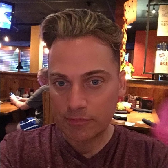 Meet your Posher, Terry - Picture 2 of 5